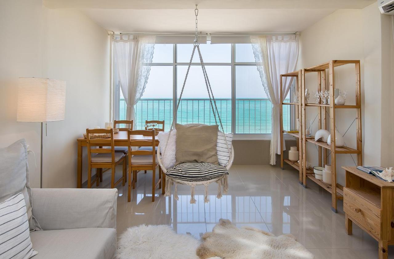 Luminous Sea Apartment Haifa Exterior foto